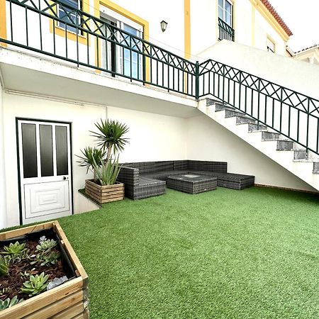 Baleal Happiness Surf House Villa Ferrel  Exterior foto