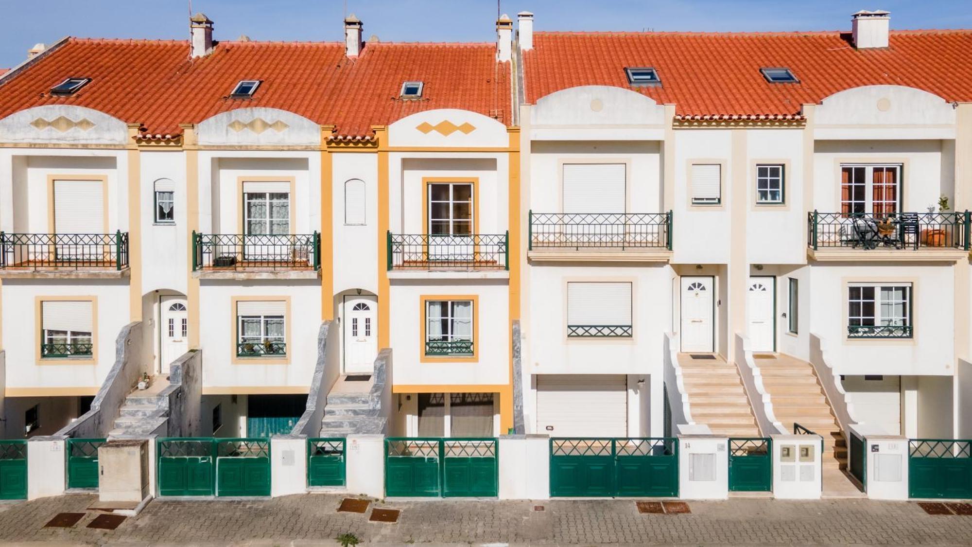 Villa Baleal Happiness Surf House Ferrel  Exterior foto